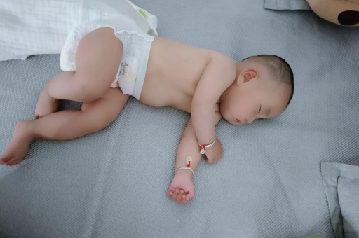 乐清没满月的宝宝